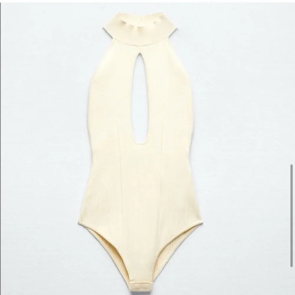 Zara Cream Bodysuit Knit Cut Out Halter Neck Size XL - Picture 6 of 9